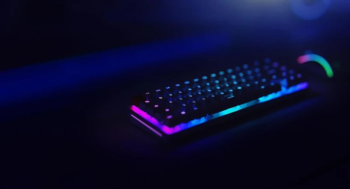 Glorious GMMK 2 Compact, 65%, schwarz, LEDs RGB, Glorious Fox Linear, USB, FR