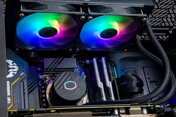 Cooler Master MasterLiquid 240L Core ARGB, schwarz