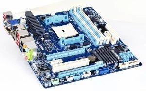 GIGABYTE GA-A75M-UD2H (AMD FM1)