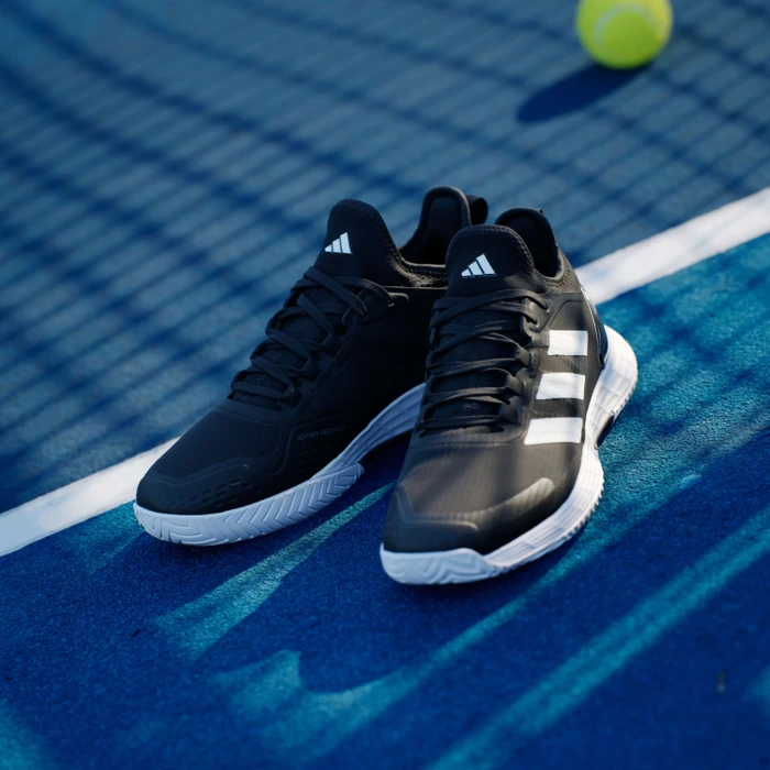adidas Adizero Ubersonic 4.1 core black/cloud white/grey four