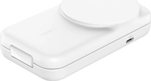 Belkin UltraCharge faltbare magnetische 2-in-1-Ladestation mit Qi2 (25W) viereckig weiß