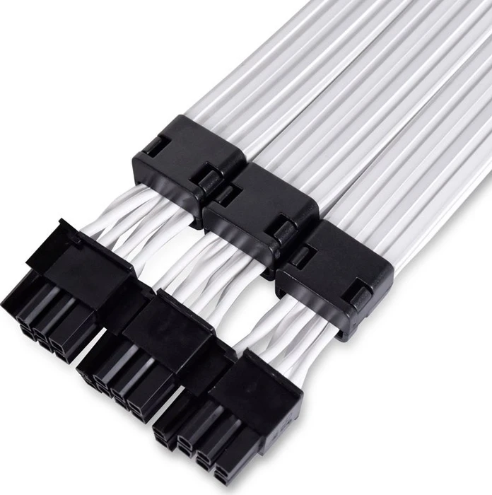 Lian Li Strimer Plus V2, Triple 8Pin, 3x 8-Pin PCIe Verlängerungskabel, RGB beleuchtet