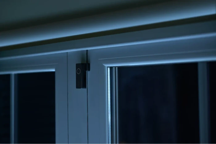 Philips Hue Secure Kontaktsensor schwarz, Schließ-/Öffnungssensor, 2er-Pack