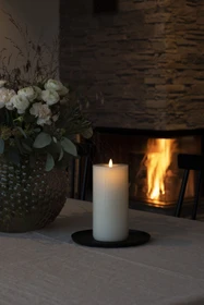 Konstsmide Echtwachskerze 21.8cm cremeweiß LED 1x warmweiß, 1 Stück