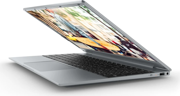Medion Akoya E15407, Core i5-1035G1, 8GB RAM, 1TB SSD, DE