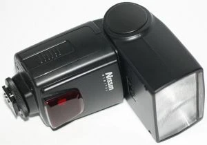 Nissin Speedlite Di622 Blitzgerät für Canon