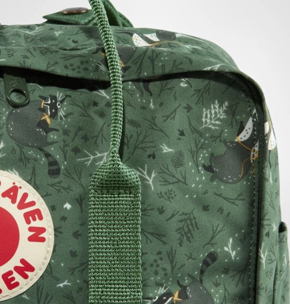 Fjällräven Kanken Art green fable