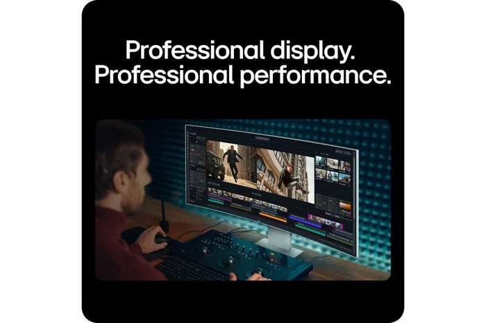 LG UltraFine 40WT95UF-W, 39.7"