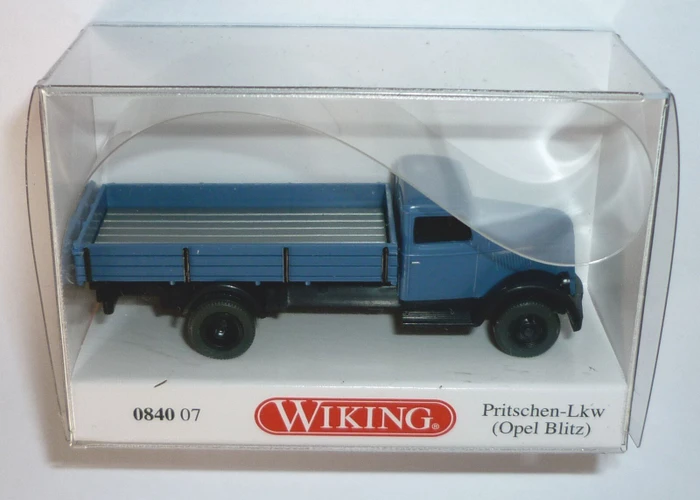 Wiking Pritschen-Lkw (Opel Blitz) fernblau