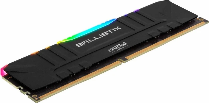 Crucial Ballistix RGB schwarz UDIMM 32GB, DDR4-3600, CL16-18-18-38, 2RX8