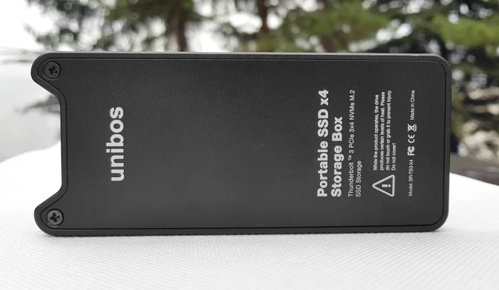 unibos Portable SSD x4 Storage Box, Thunderbolt 3 / USB-C 3.1
