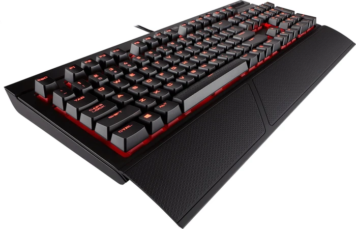 Corsair Gaming K68, LEDs rot, MX RED, USB, FR