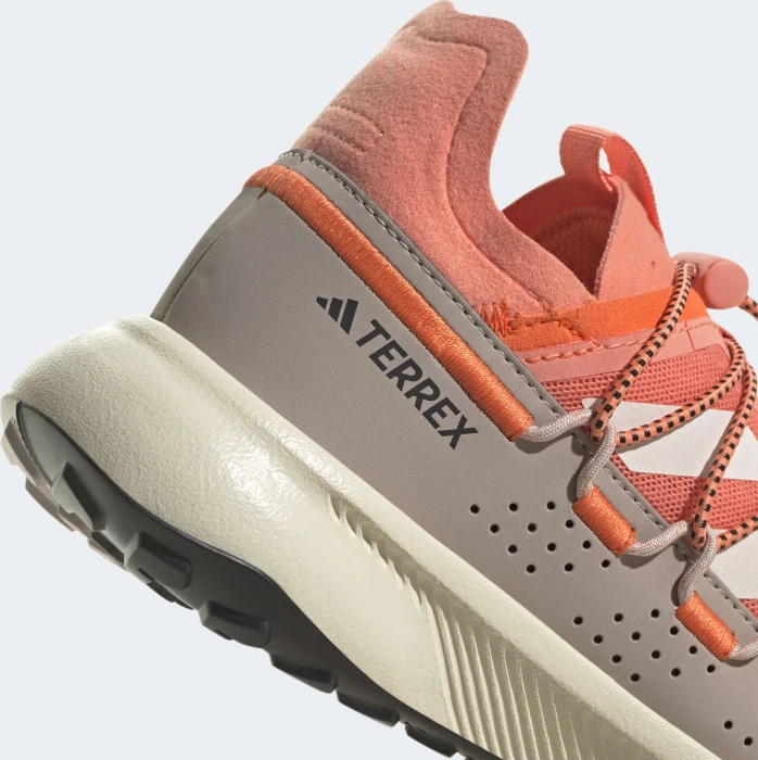 adidas Terrex Voyager 21 Travel coral fusion/wonder white/wonder taupe (Damen)