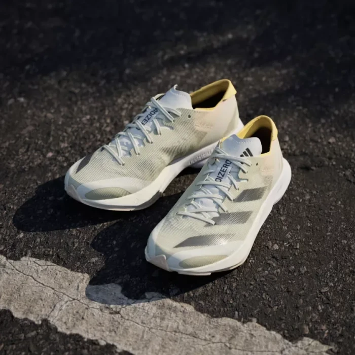 adidas Adizero Adios 8 ivory/iron metallic/crystal sand (Damen)