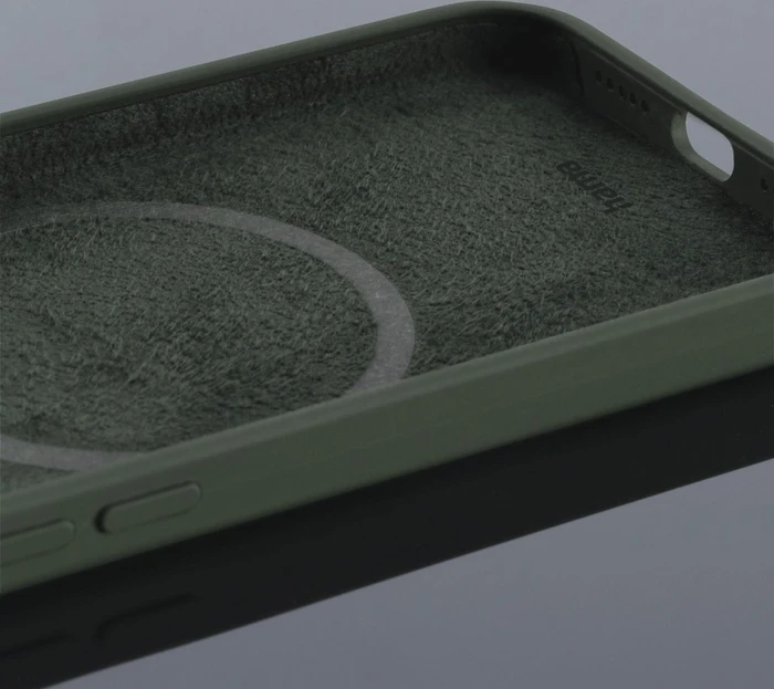 Hama Cover MagCase Finest Feel Pro für Apple iPhone 13 Pro Max grün