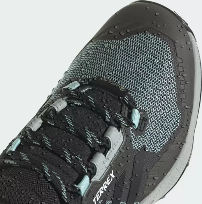 adidas Terrex Swift R3 GTX semi flash aqua/core black/wonder beige (Damen)