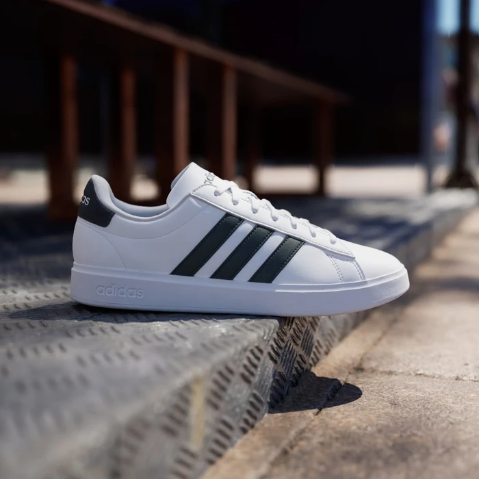 adidas Grand Court 2.0 cloud white/shadow green/carbon