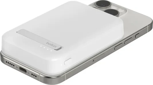 Belkin BoostCharge Pro Magnetische Powerbank mit Qi2 (15W) 8000mAh weiß