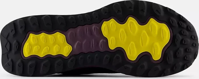 New Balance Fresh Foam Garoé black/ginger lemon/fuchsia purple (Damen)