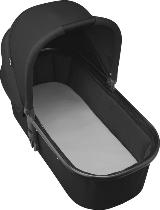 Maxi-Cosi Street Plus essential black