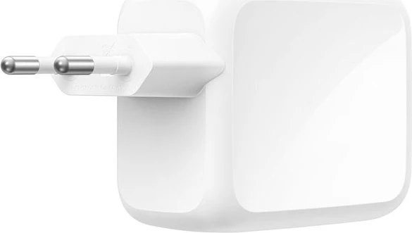Belkin BoostCharge Pro Ladegerät 2-Port USB-C GaN 67W weiß