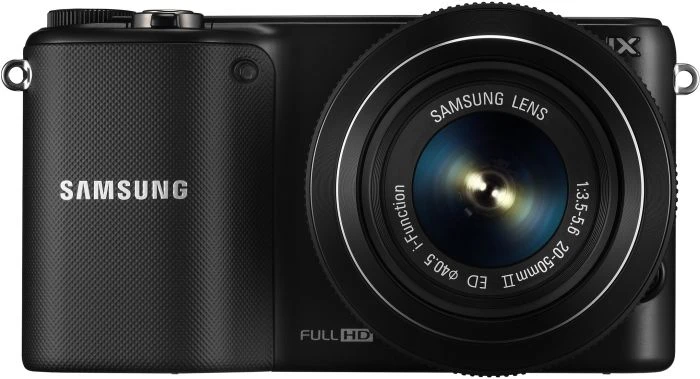 Samsung NX2000 schwarz mit Objektiv NX 20-50mm 3.5-5.6 i-Function ED II