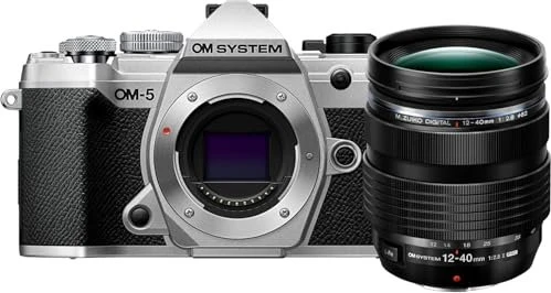 OM System OM-5 silber mit Objektiv M.Zuiko digital ED 12-40mm 2.8 PRO II