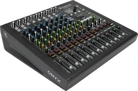 Mackie Onyx12