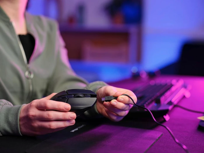 Trust Gaming GXT 1108 Vylax Wireless Illuminated Gaming Mouse schwarz, USB
