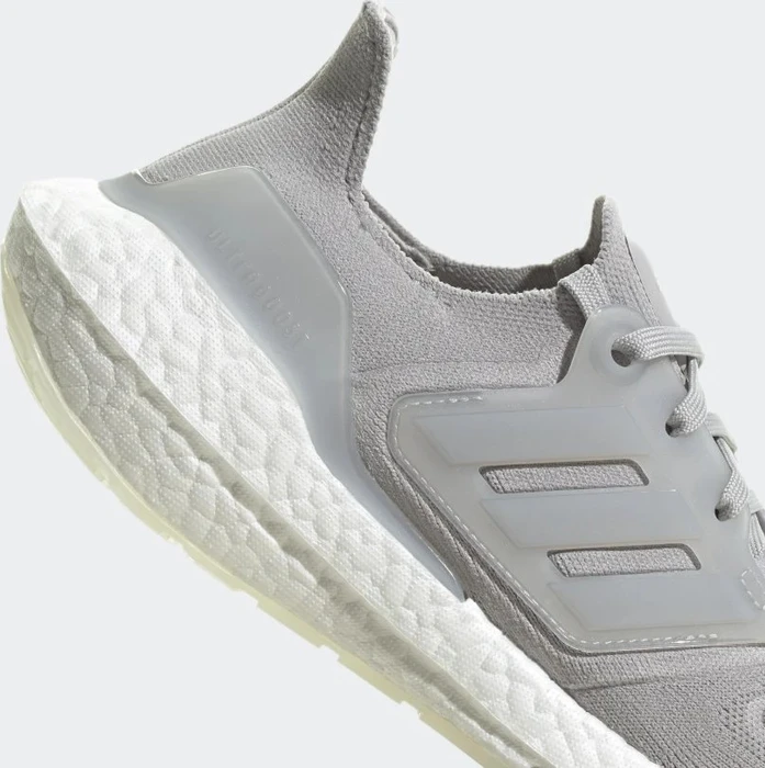 adidas Ultraboost 22 grey two (Damen)