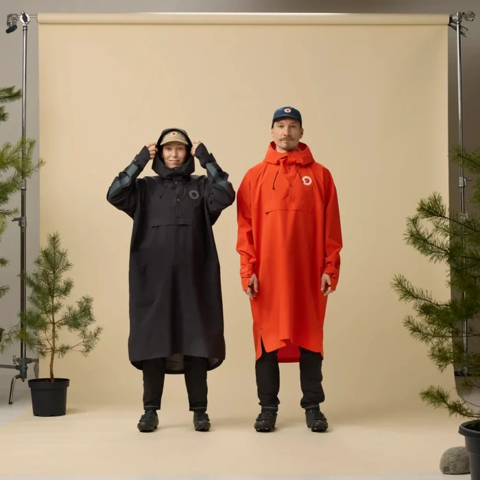 Fjällräven Hoja Rain Poncho schwarz