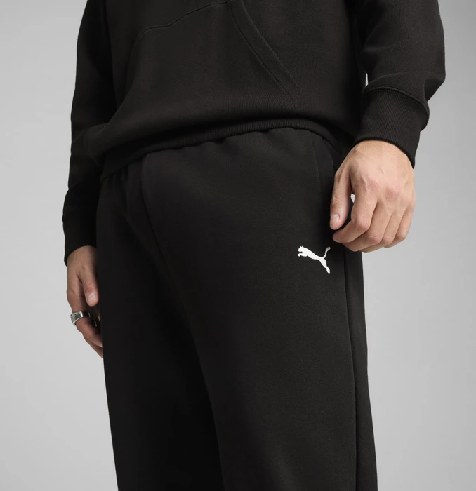 Puma Wardrobe ESS Relaxed Trainingshose lang puma black (Herren)