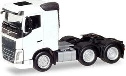 Herpa Volvo FH 6x2 Zugmaschine weiß