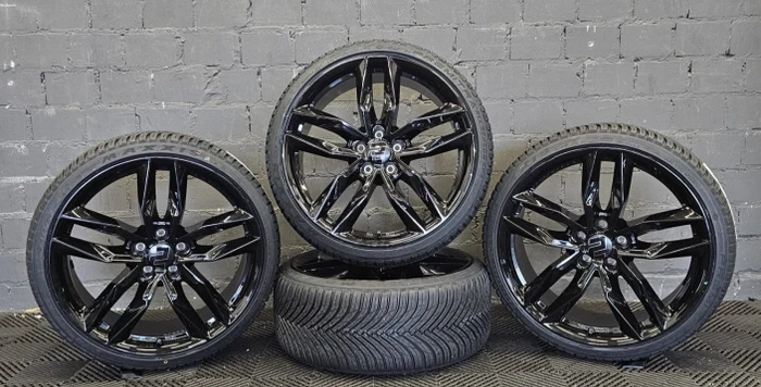 Damina Performance DM01 9.0x20 5/130 ET50 (verschiedene Farben)