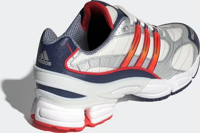 adidas OZWEEGO Pro core white/crew orange/solar red
