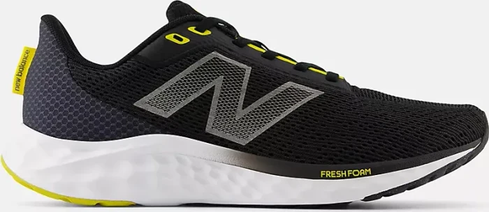 New Balance Fresh Foam Arishi v4 black/magnet/ginger lemon (Herren)