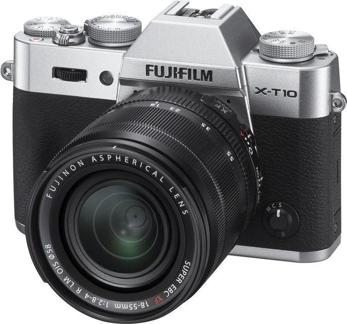 Fujifilm X-T10 silber mit Objektiv Fujinon XC 16-50mm 3.5-5.6 OIS II