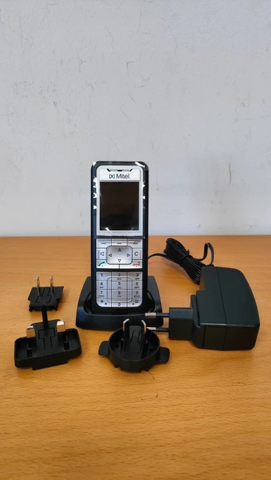 Mitel 612d mit Ladeschale
