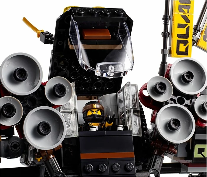 LEGO The Ninjago Movie - Cole's Donner-Mech