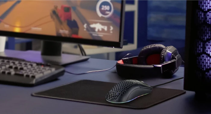 Renkforce RF-GM-400 Leichte Gaming-Maus schwarz matt, USB