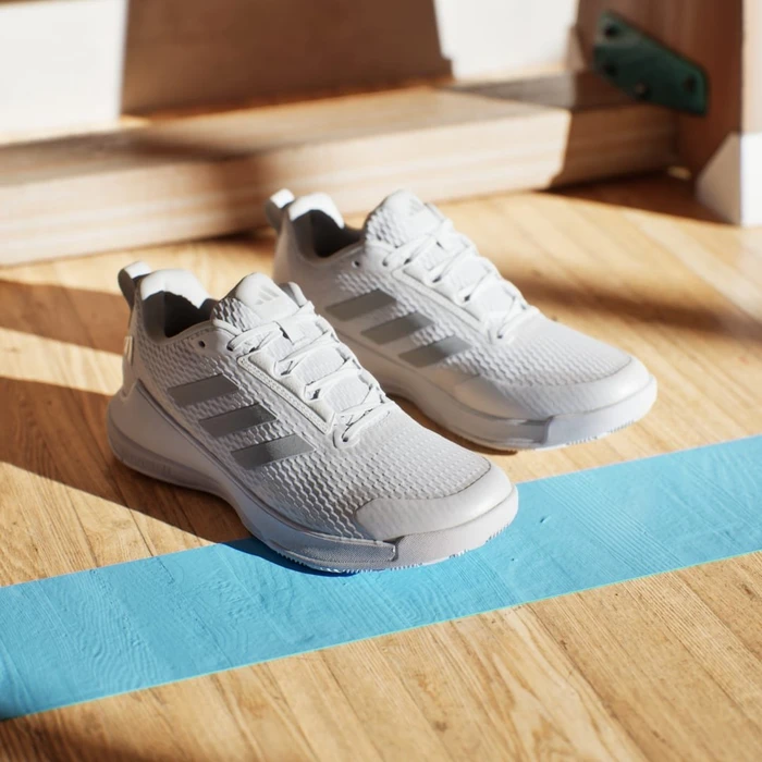 adidas Novaflight 2 cloud white/silver metallic (Damen)