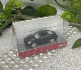 Herpa Porsche 911 Carrera 4S tiefschwarz metallic