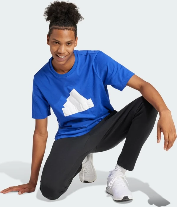 adidas Future Icons Badge of Sport T-Shirt kurzarm semi lucid blue (Herren)