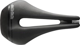 Selle Italia Novus Boost Kit Carbonio Superflow S 135mm Sattel