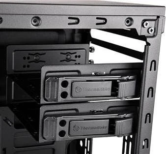 Thermaltake Versa H35, Acrylfenster