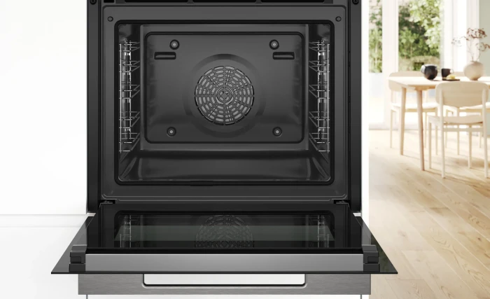 Bosch Serie 8 HRG7764B1 Backofen mit Dampfunterstützung