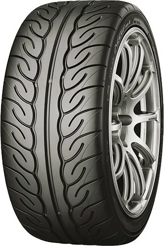 Yokohama Neova AD08RS 225/40 R18 88W