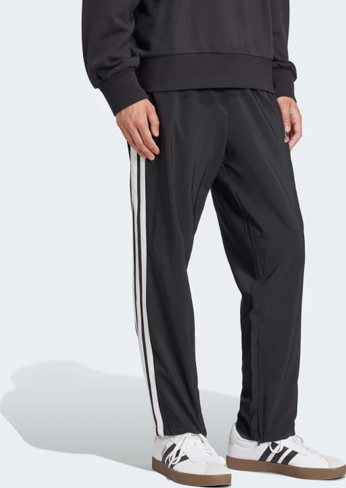 adidas Essentials 3-Streifen Stanford Trainingshose lang schwarz/weiß (Herren)