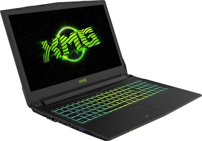 Schenker XMG A507-ghf, Core i7-7700HQ, 16GB RAM, 250GB SSD, 1TB HDD, GeForce GTX 1050, DE