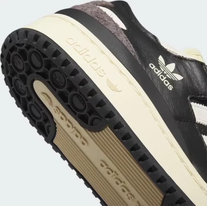 adidas Forum 84 Low core black/cream white/easy yellow (Herren)